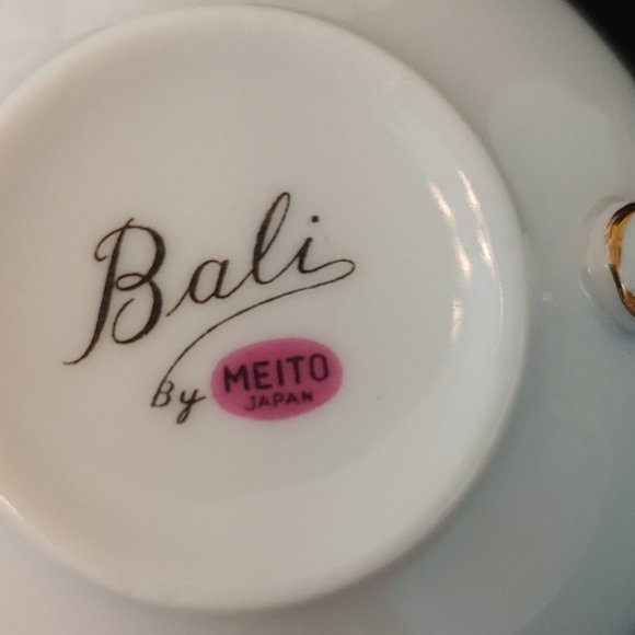 Bali by Meito Japanese Cups - Picture 7 of 8